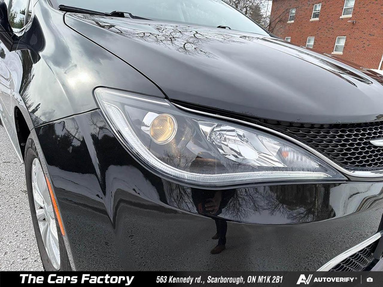 2017 Chrysler Pacifica Touring-L 096,739KM Leather/Camera No Accident! Photo