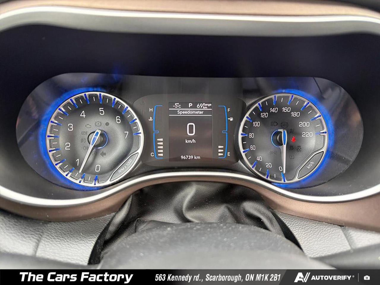 2017 Chrysler Pacifica Touring-L 096,739KM Leather/Camera No Accident! Photo