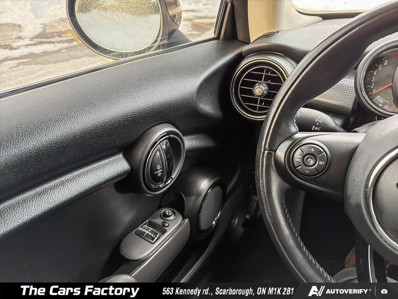 2018 MINI Cooper Hardtop 088,255km No Accident! Photo