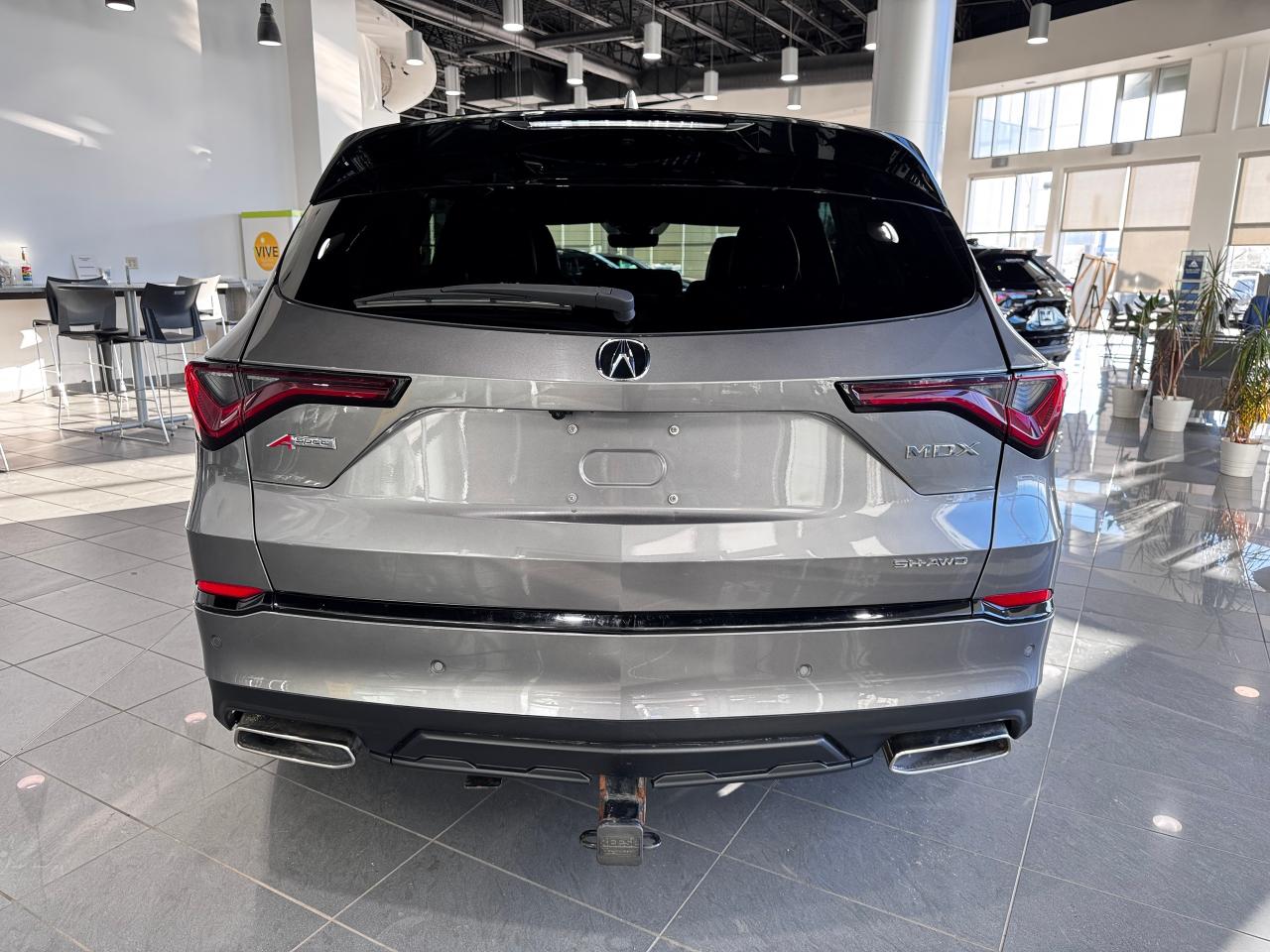 2022 Acura MDX A-Spec Photo3