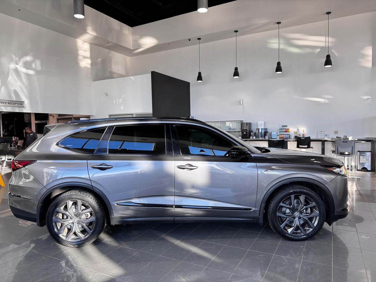 2022 Acura MDX A-Spec Photo1