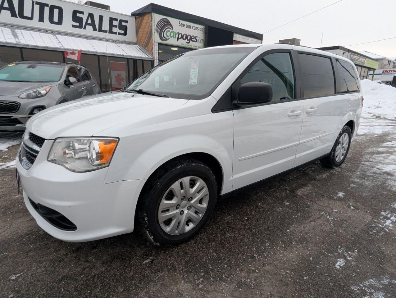 2016 Dodge Grand Caravan SXT BLOWOUT SALE!! Photo2