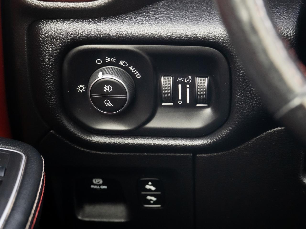 2019 RAM 1500 Rebel 4x4 Crew Cab Photo33