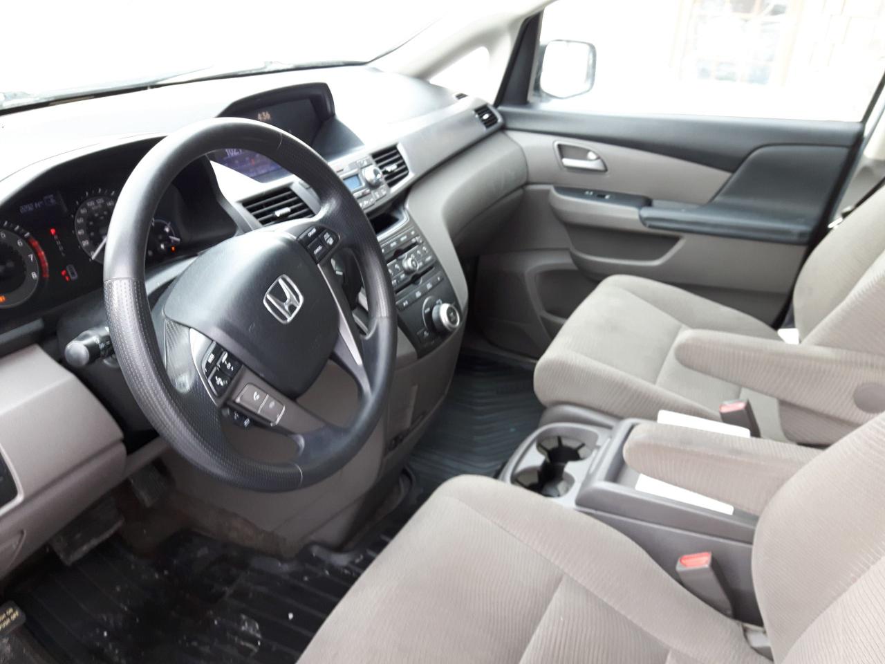 2013 Honda Odyssey EX Photo