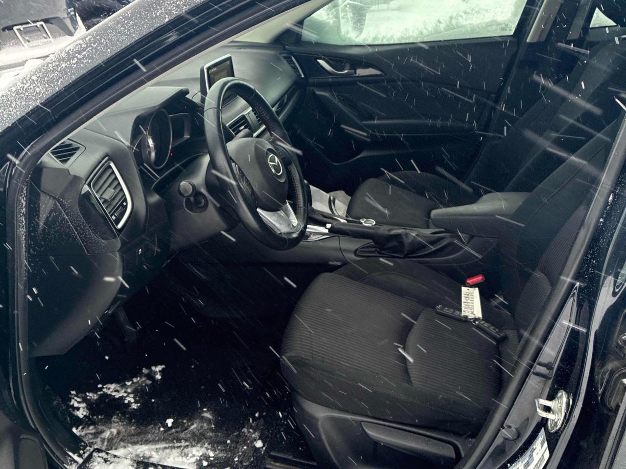 2015 Mazda MAZDA3 GS Backup Camera | Heated Seats | Bluetooth | Cruise Control Photo