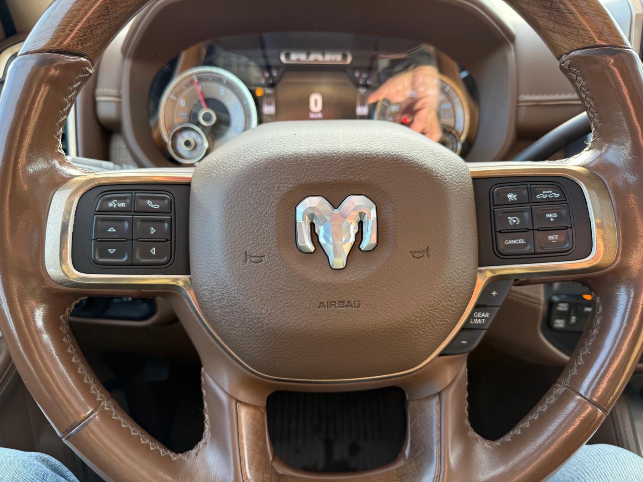 2022 RAM 3500 Limited Longhorn NAV! Leather! Sunroof! Photo