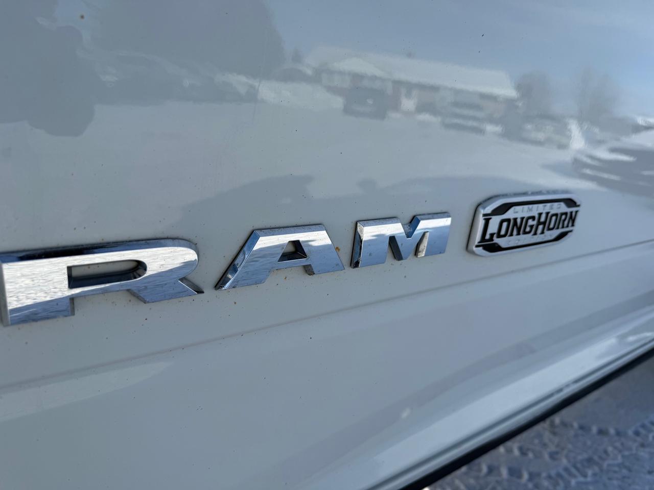 2022 RAM 3500 Limited Longhorn NAV! Leather! Sunroof! Photo