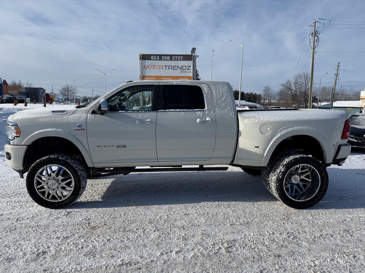 2022 RAM 3500 Limited Longhorn NAV! Leather! Sunroof! Photo