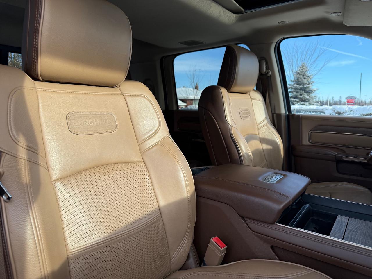 2022 RAM 3500 Limited Longhorn NAV! Leather! Sunroof! Photo