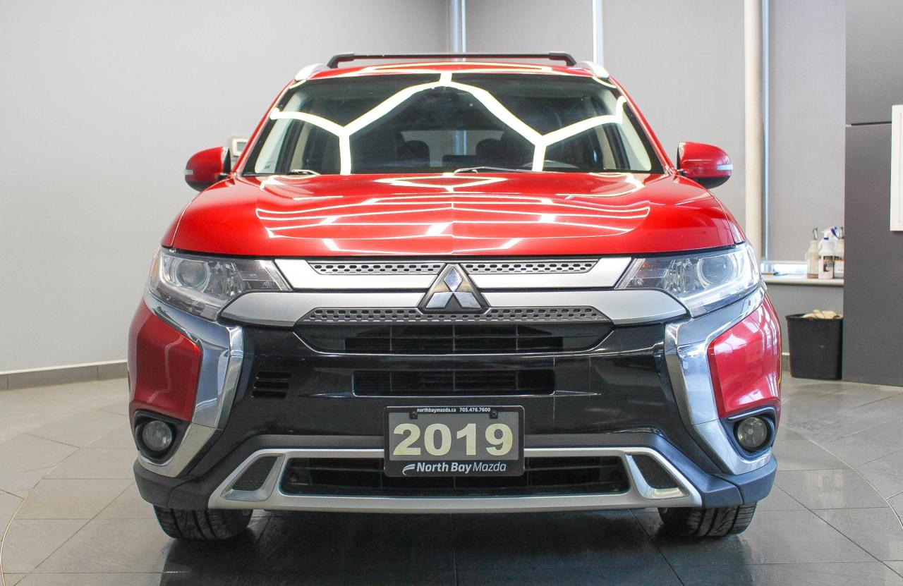 2019 Mitsubishi Outlander HEATED SEATS/STEERING WHEEL - REARVIEW CAMERA - CLOTH UPHOLSTERY Photo
