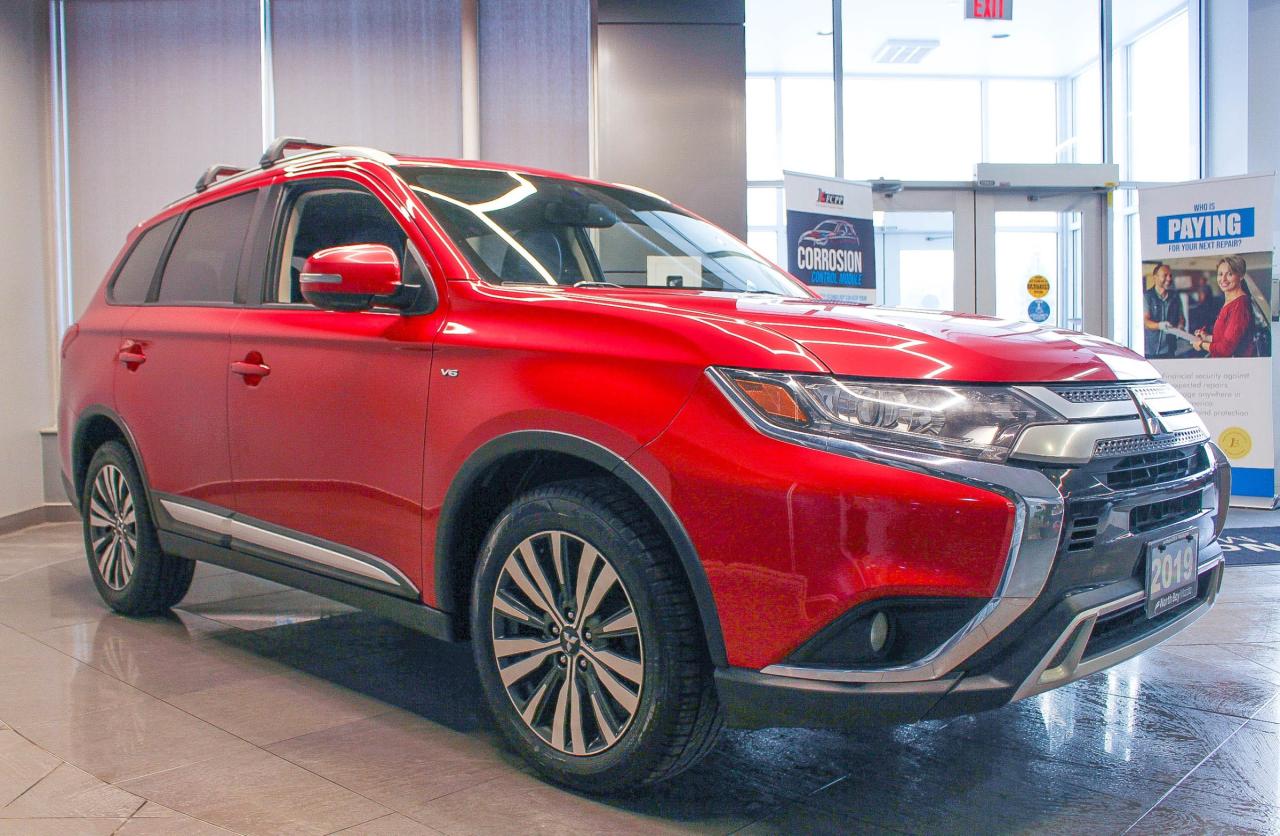 2019 Mitsubishi Outlander HEATED SEATS/STEERING WHEEL - REARVIEW CAMERA - CLOTH UPHOLSTERY Photo3