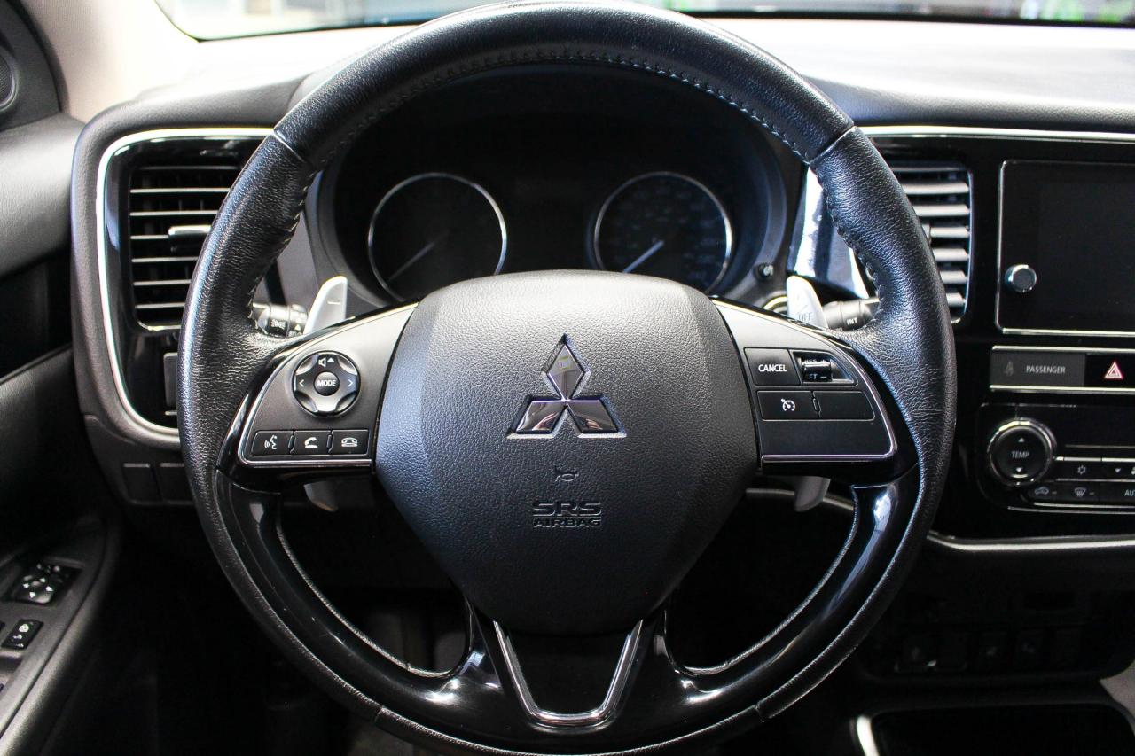 2019 Mitsubishi Outlander HEATED SEATS/STEERING WHEEL - REARVIEW CAMERA - CLOTH UPHOLSTERY Photo
