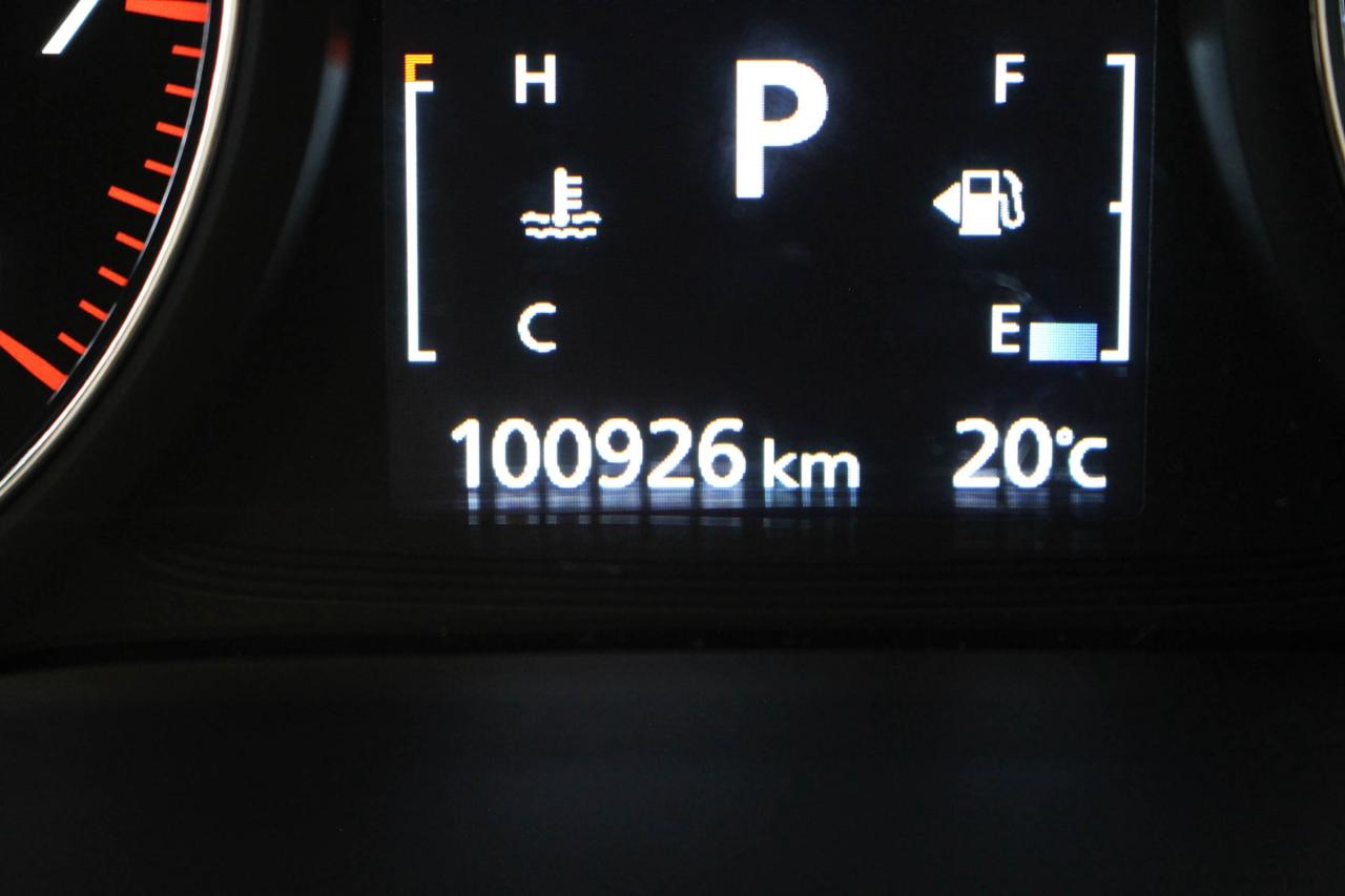 2019 Mitsubishi Outlander HEATED SEATS/STEERING WHEEL - REARVIEW CAMERA - CLOTH UPHOLSTERY Photo