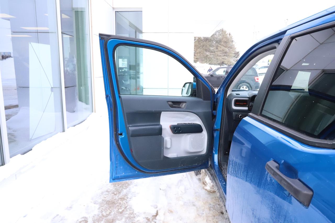 2022 Ford Maverick XLT AWD SuperCrew Photo