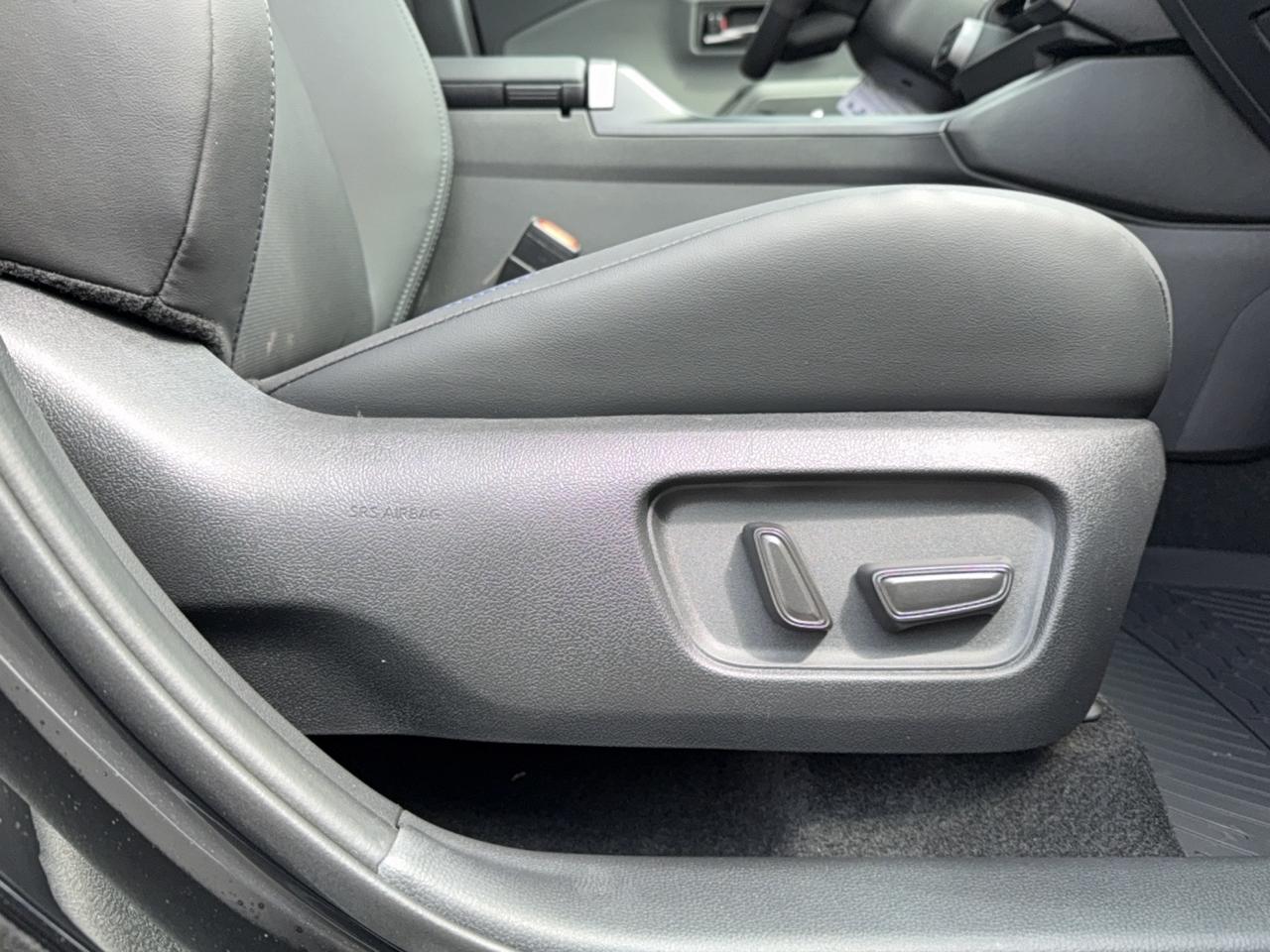 2026 Toyota RAV4 XSE Tech Photo