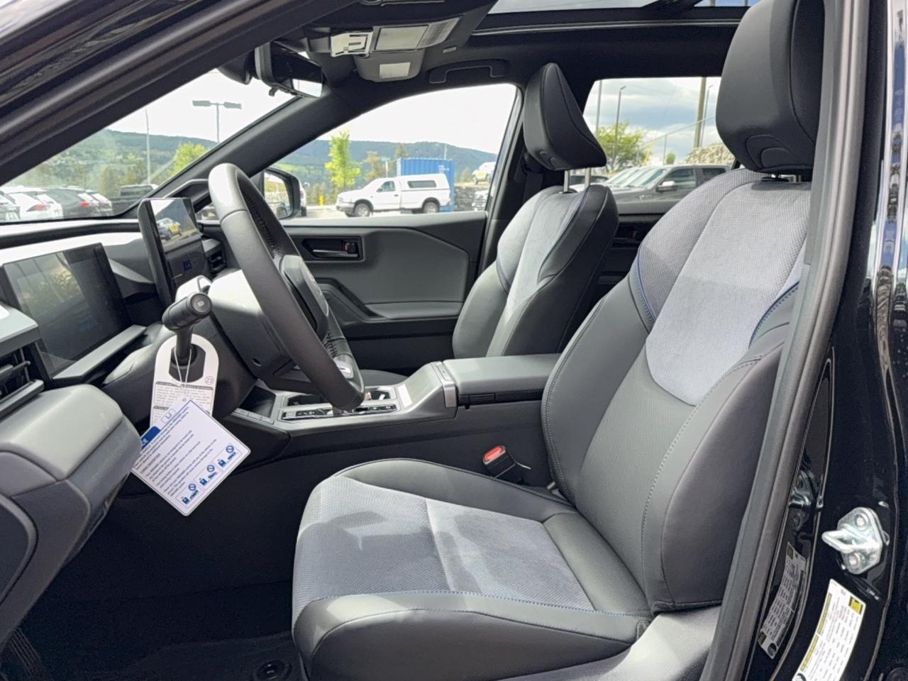 2026 Toyota RAV4 XSE Tech Photo