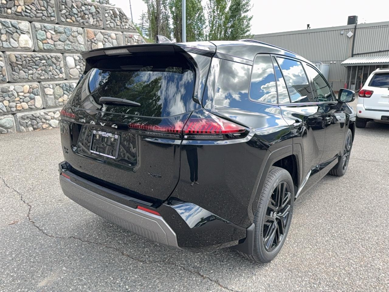 2026 Toyota RAV4 XSE Tech Photo