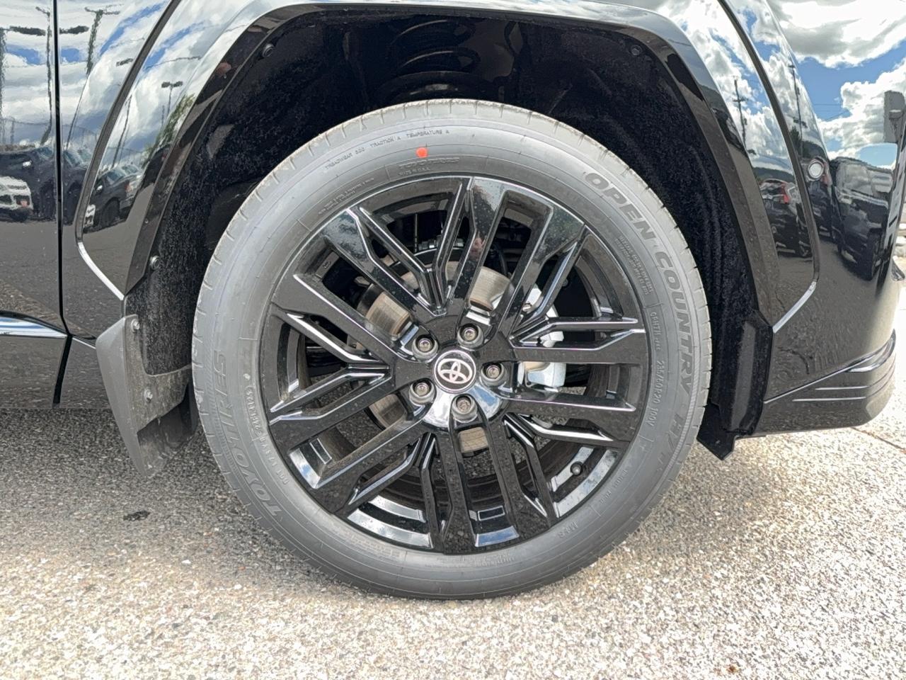 2026 Toyota RAV4 XSE Tech Photo