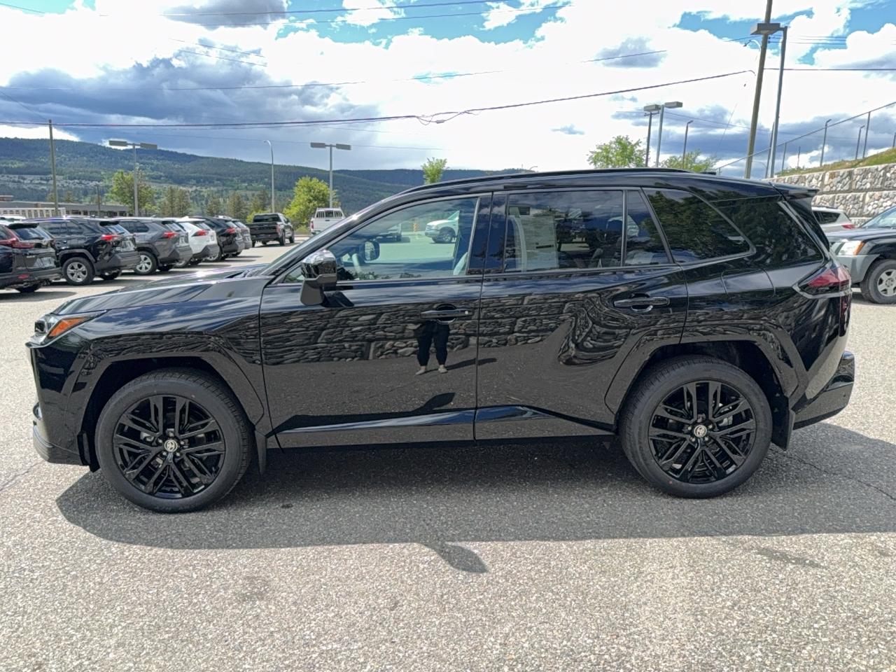 2026 Toyota RAV4 XSE Tech Photo