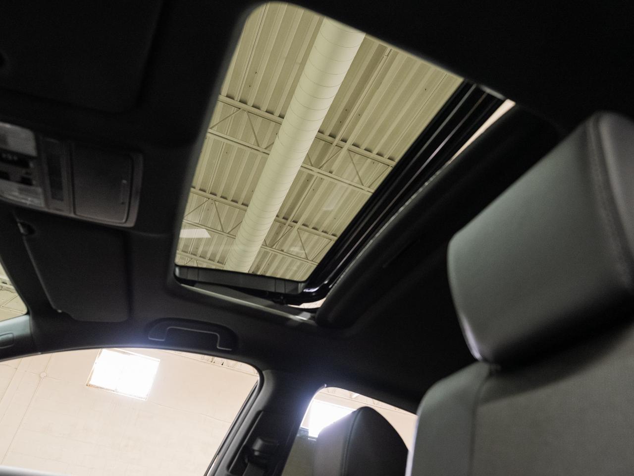 2022 Honda Accord SPORT | Leather | Sunroof | BSM | ACC | CarPlay Photo