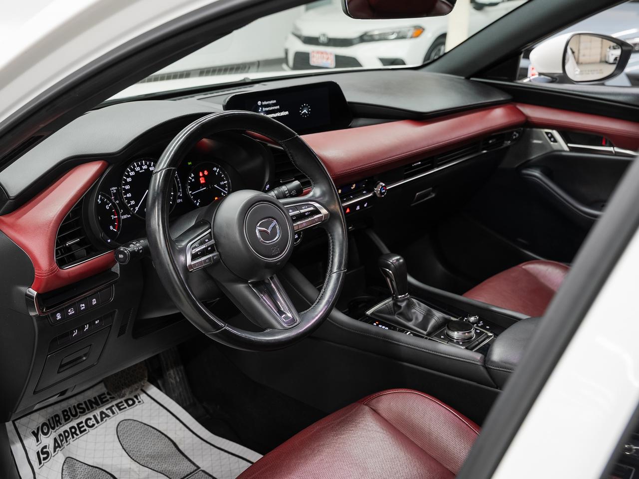 2021 Mazda MAZDA3 GT | Nav | Leather | Sunroof | BSM | ACC | CarPlay