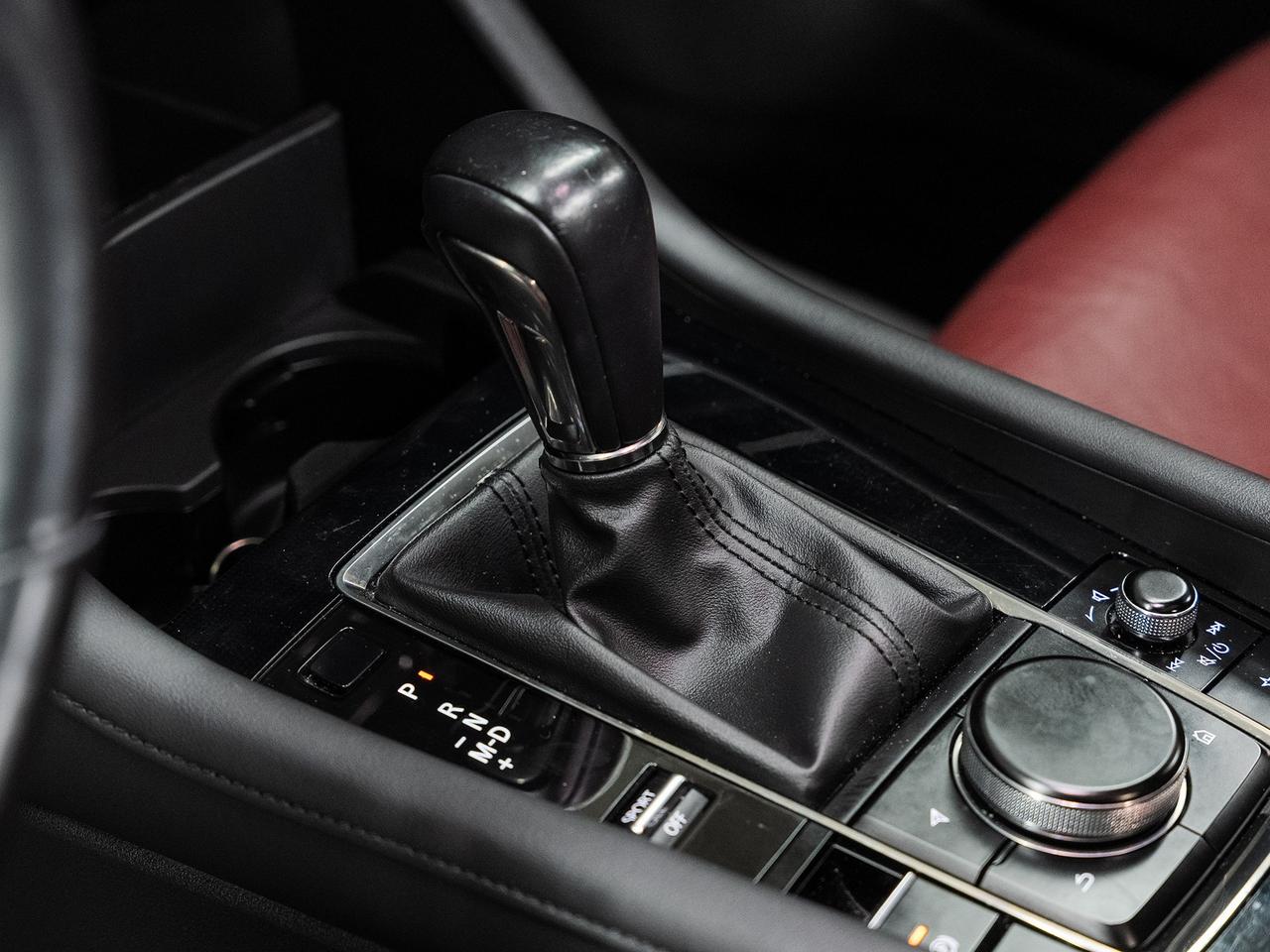 2021 Mazda MAZDA3 GT | Nav | Leather | Sunroof | BSM | ACC | CarPlay Photo