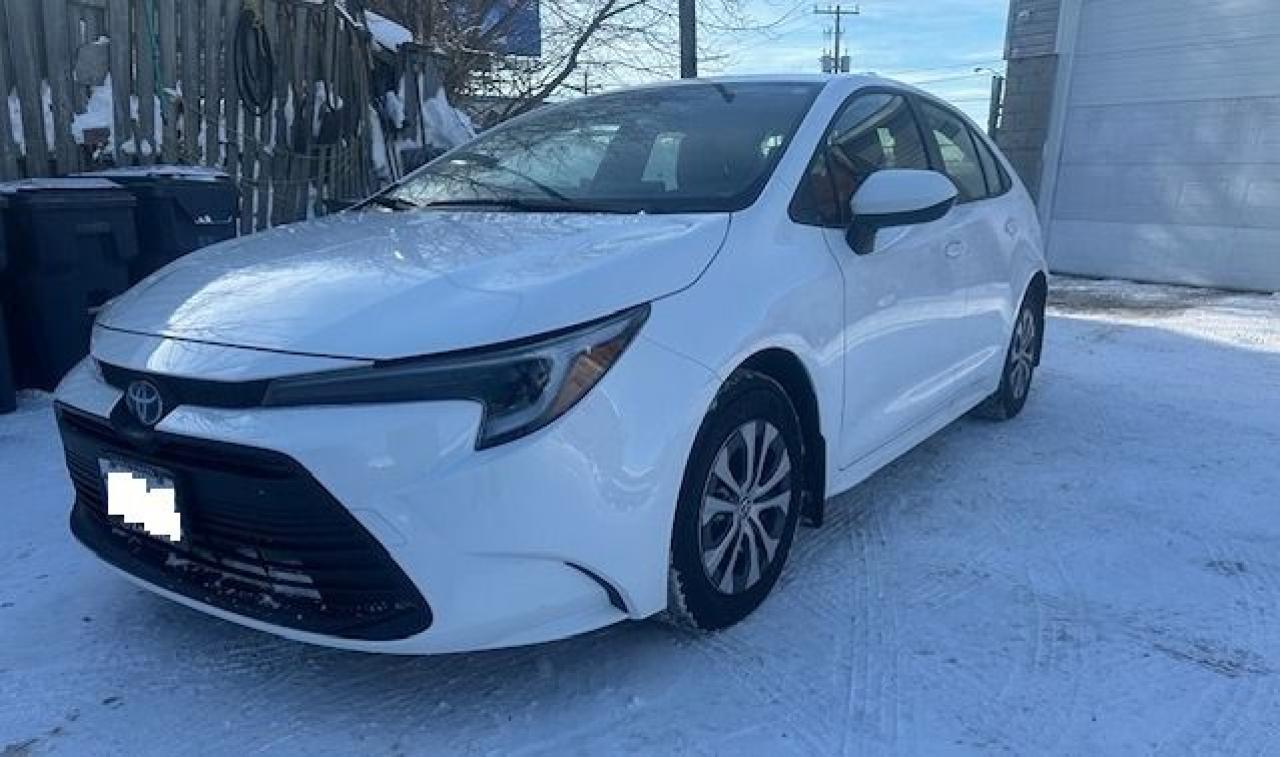 Used 2025 Toyota Corolla Hybrid LE for sale in Toronto, ON
