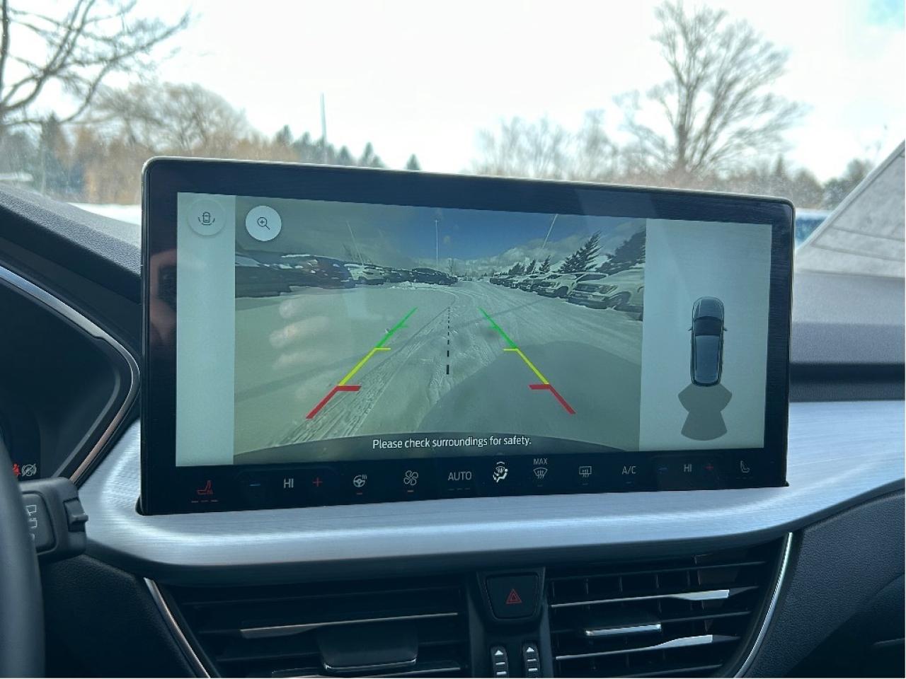 2025 Ford Escape Platinum AWD   Nav   Heated Seats & Steering Wheel Photo