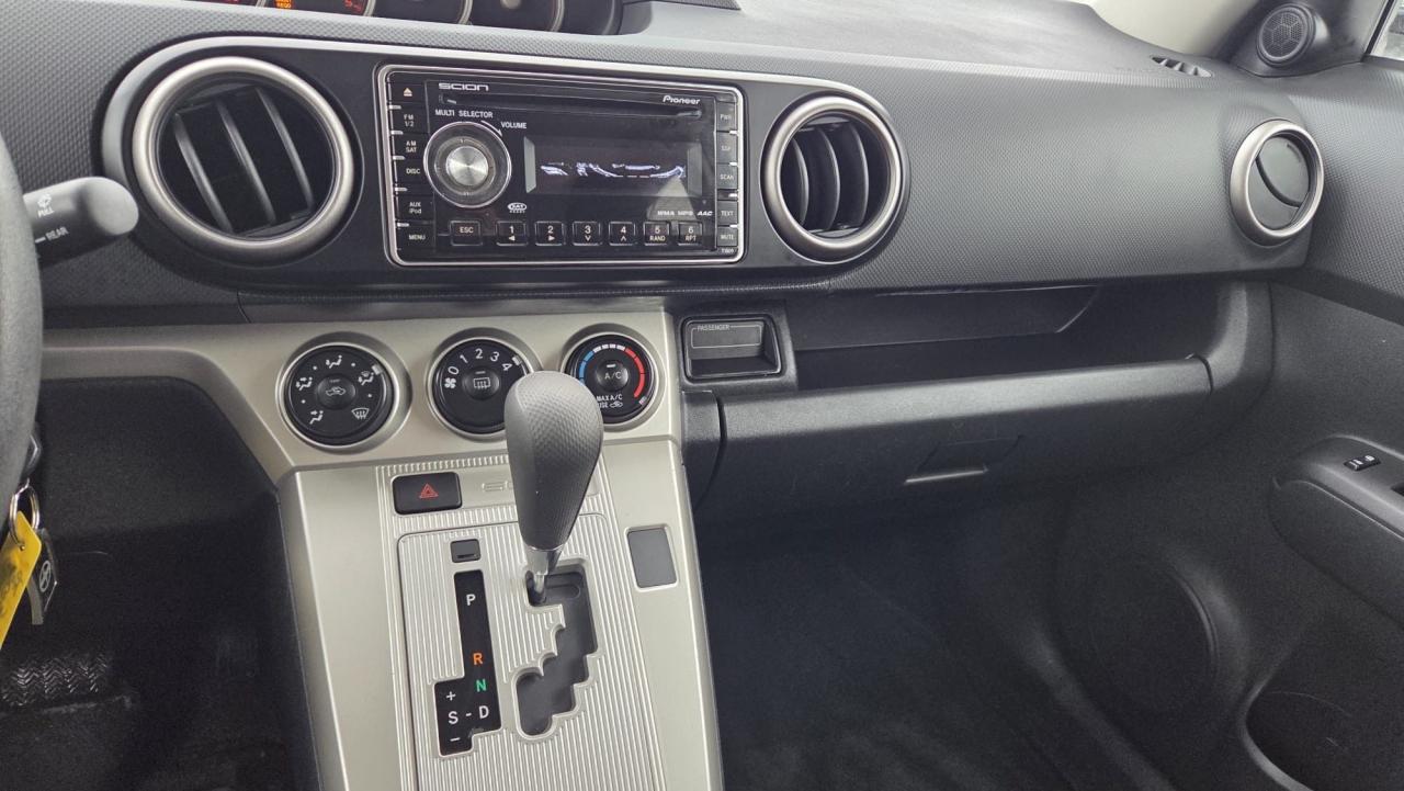 2008 Scion xB AUTO, 4 CYL, ONLY 67,000KMS, LOW KMS, CERTIFIED Photo