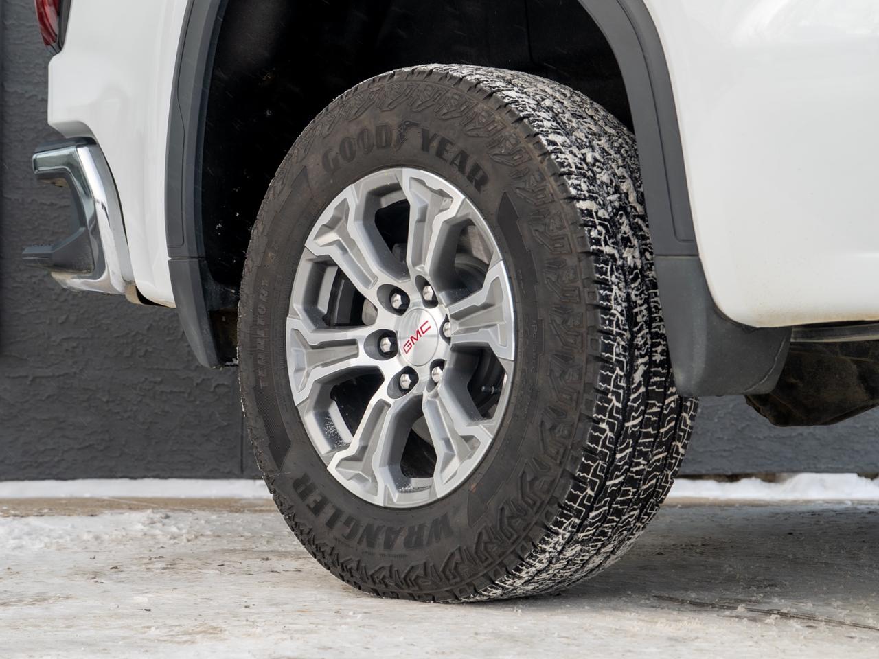 2024 GMC Sierra 1500 SLE ONLY 12,531 KMS Photo3