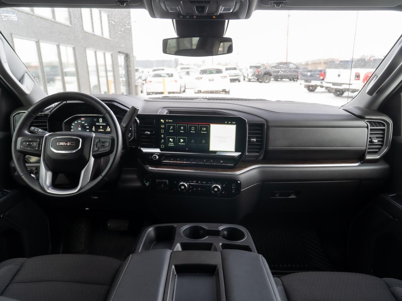 2024 GMC Sierra 1500 SLE ONLY 12,531 KMS Photo29