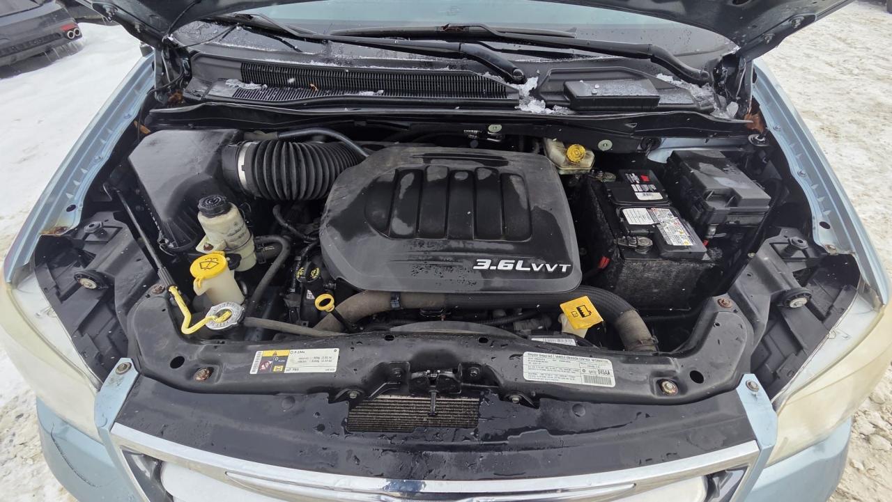 2013 Chrysler Town & Country TOURING, 7 PASSENGER, STOWNGO, RUNS WELL, AS IS Photo