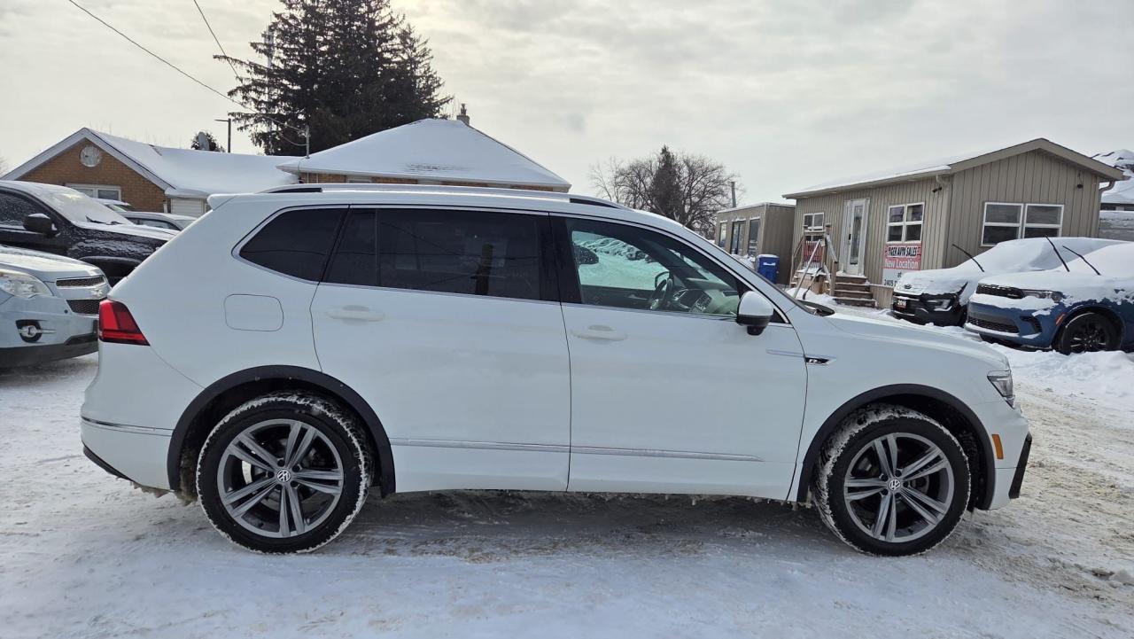 2018 Volkswagen Tiguan HIGHLINE, LEATHER, ROOF, ONLY 133KMS, CERTIFIED Photo