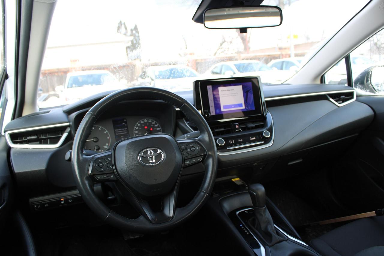 2024 Toyota Corolla LE Photo