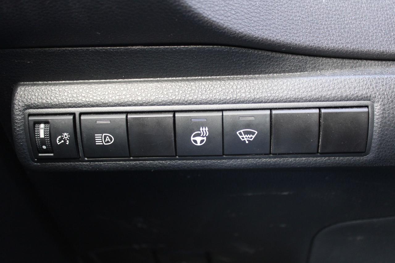 2024 Toyota Corolla LE Photo