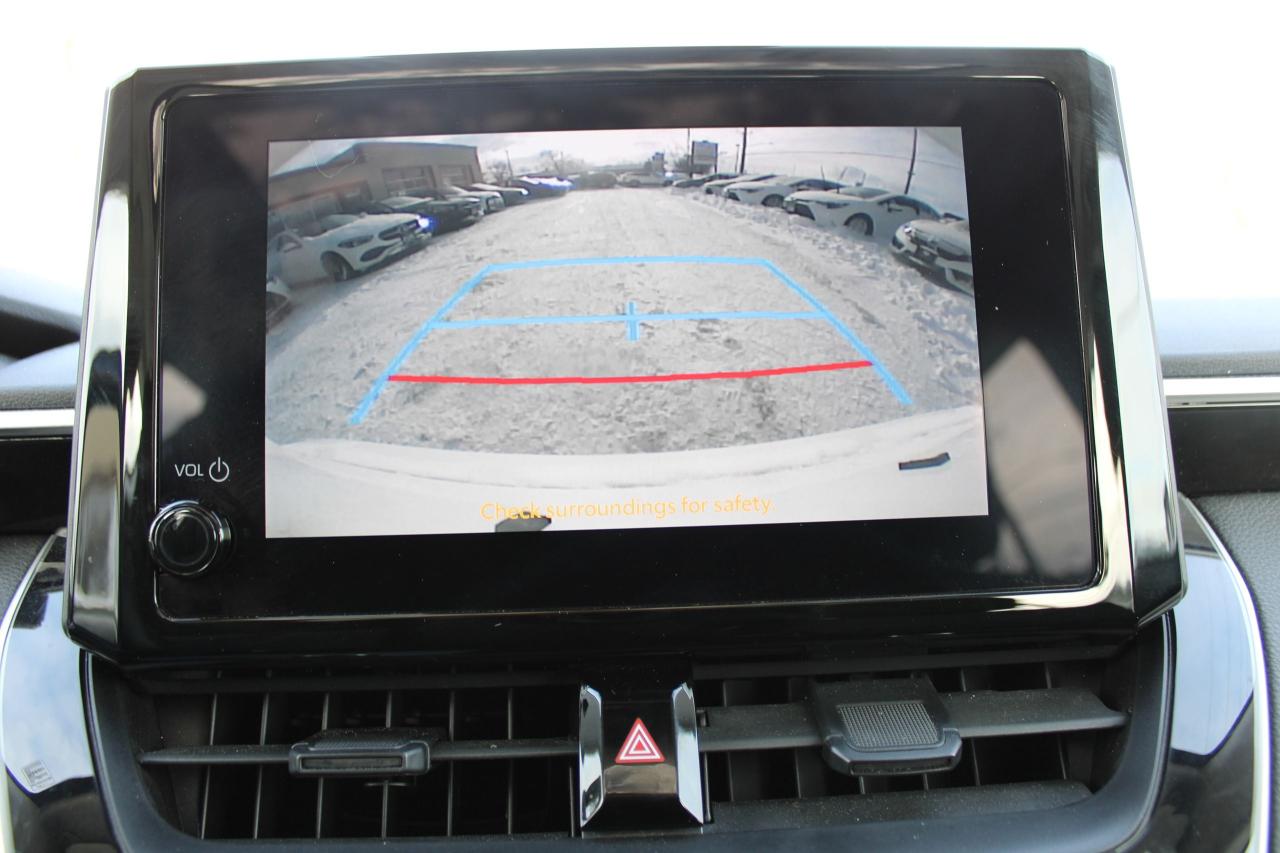 2024 Toyota Corolla LE Photo