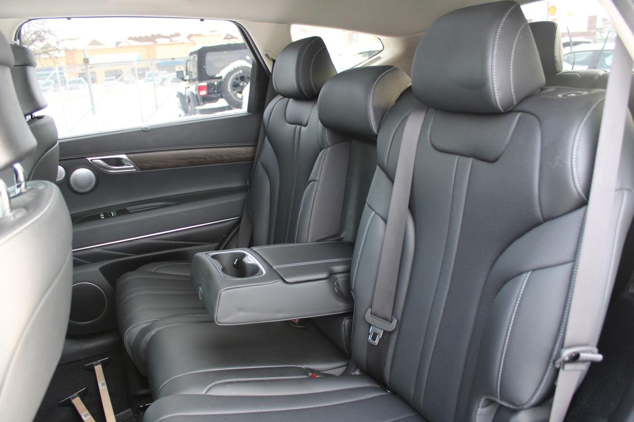 2025 Genesis GV80 3.5T Prestige AWD 7P Photo