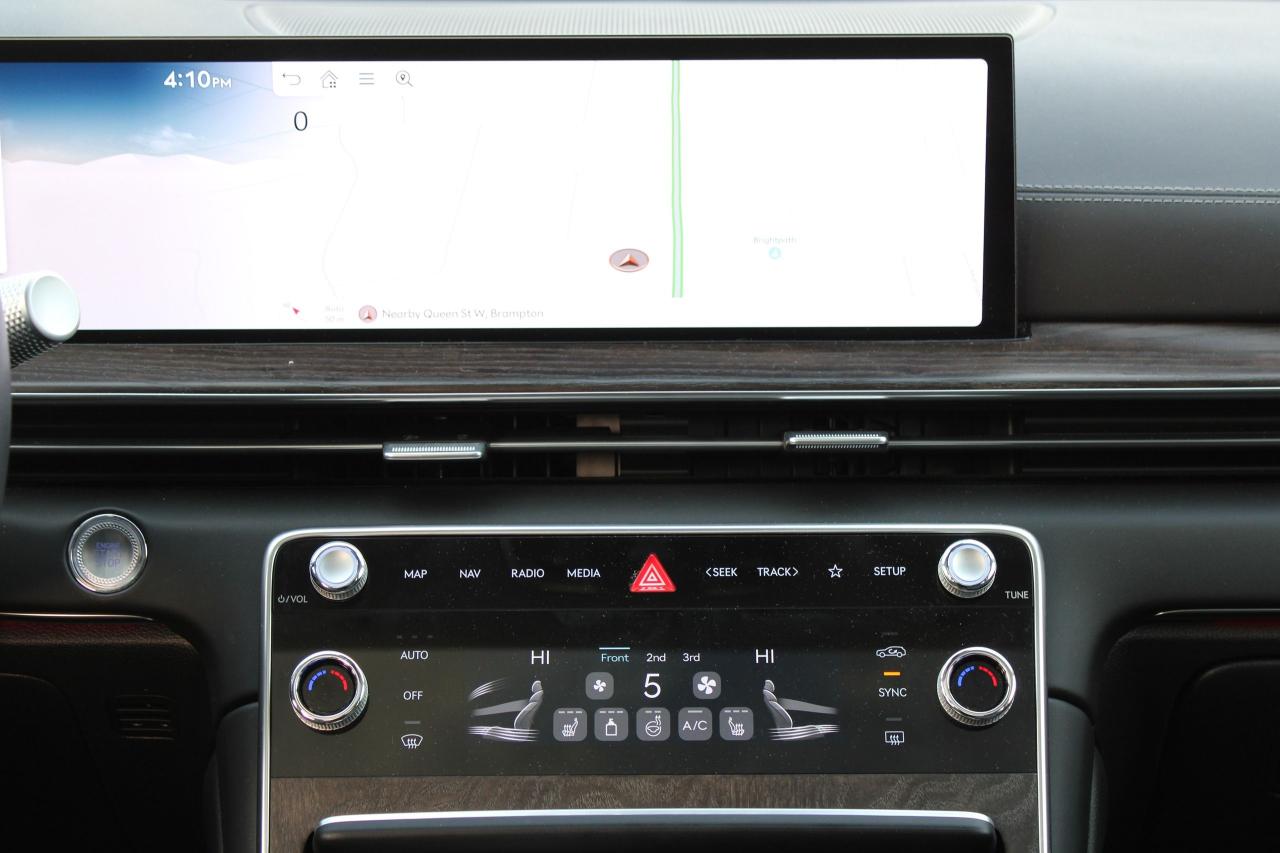 2025 Genesis GV80 3.5T Prestige AWD 7P Photo