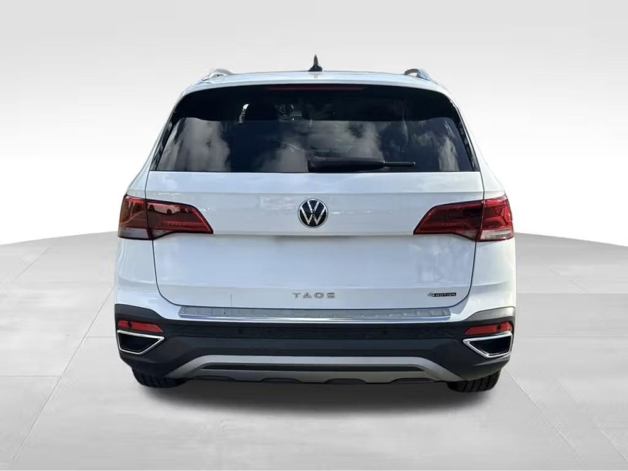 2022 Volkswagen Taos Highline Photo