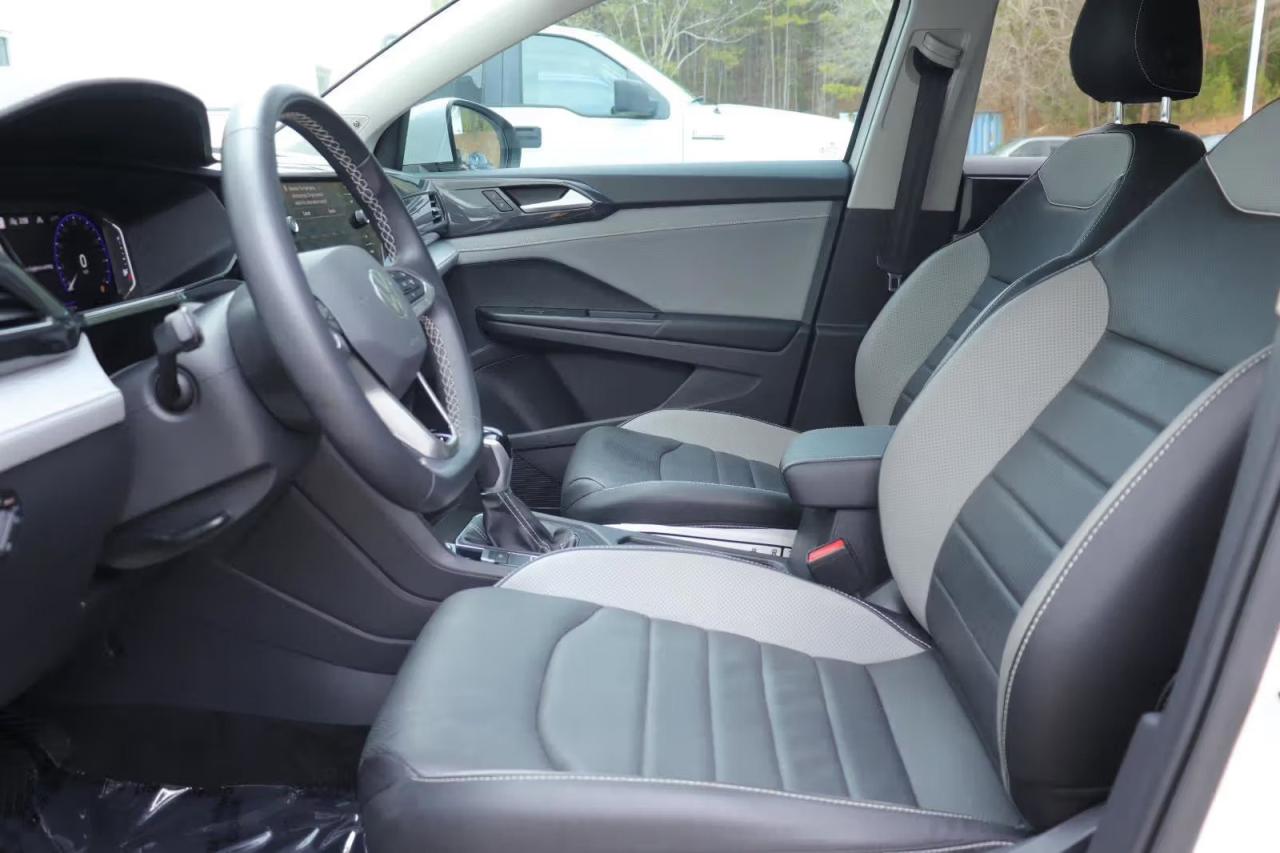 2022 Volkswagen Taos Highline Photo