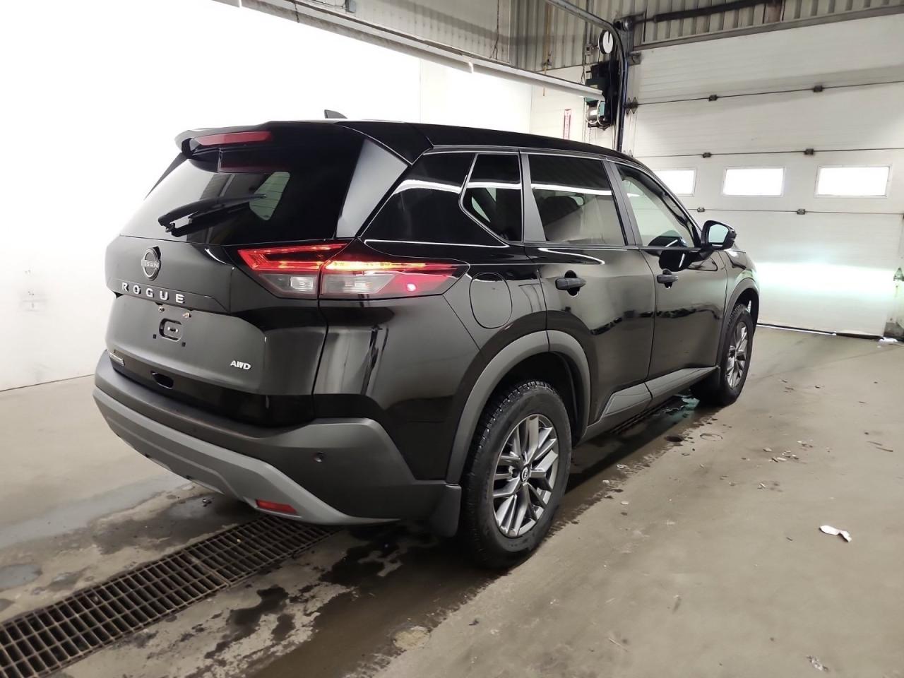 2023 Nissan Rogue S Photo