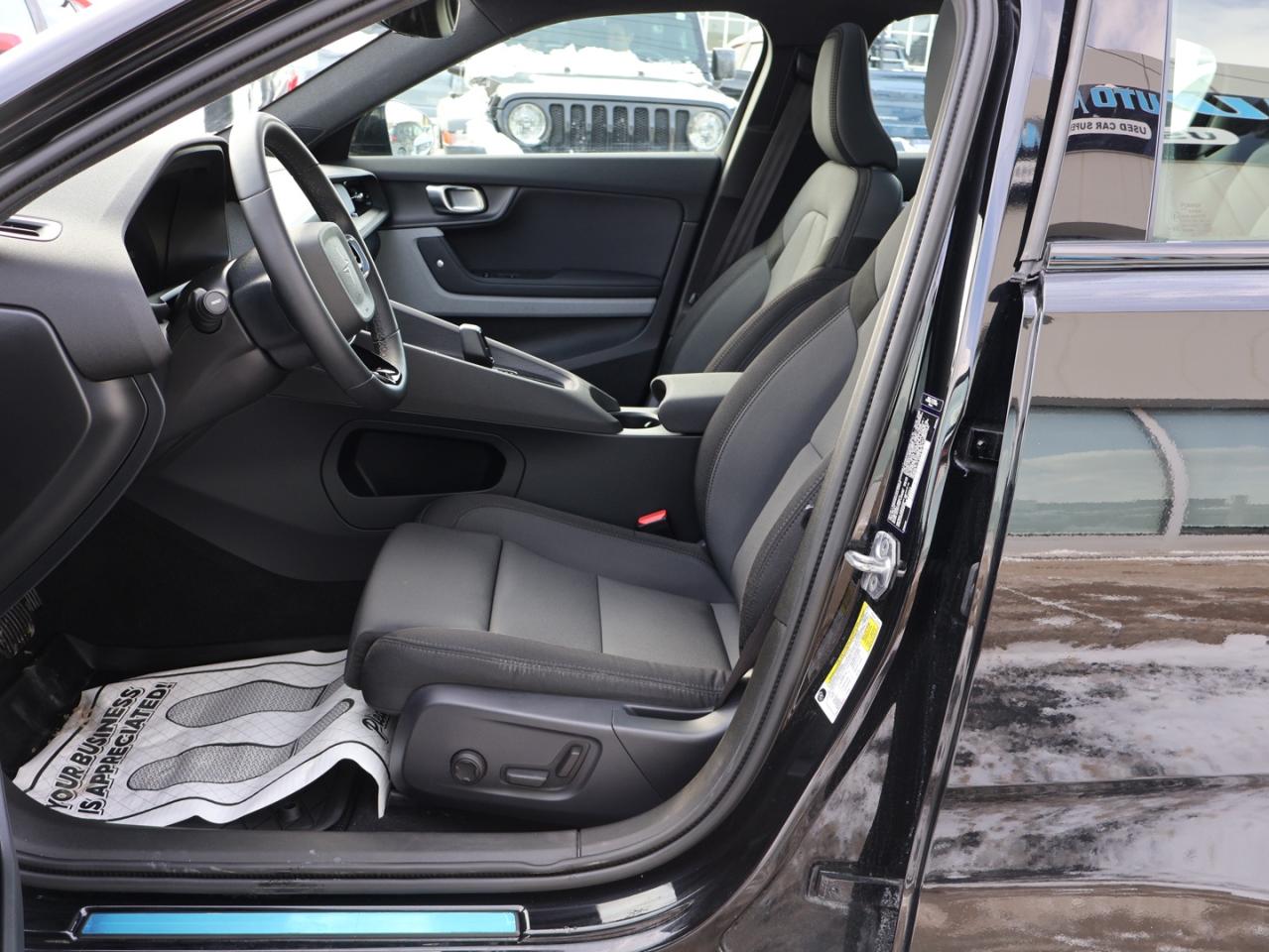 2021 Polestar 2 LAUNCH EDITION AWD CERTIFIED *ACCIDENT FREE* CAMERA NAV BLUETOOTH LEATHER HEATED SEATS SUNROOF CRUISE ALLOYS Photo