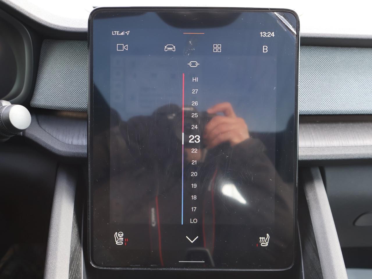 2021 Polestar 2 LAUNCH EDITION AWD CERTIFIED *ACCIDENT FREE* CAMERA NAV BLUETOOTH LEATHER HEATED SEATS SUNROOF CRUISE ALLOYS Photo