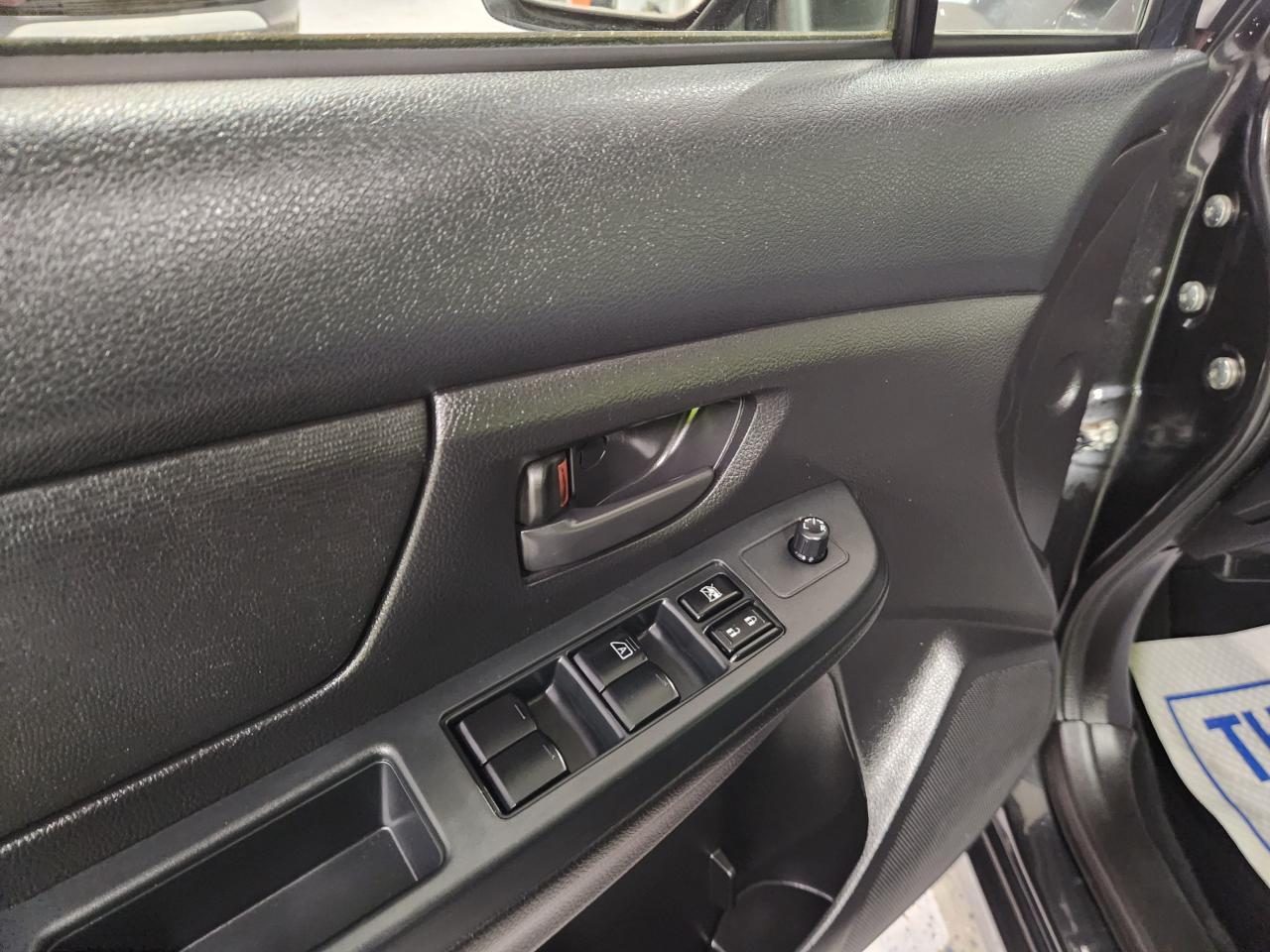 2012 Subaru Impreza 2.0i NO ACCIDENTS POWER WINDOWS CLEAN Photo