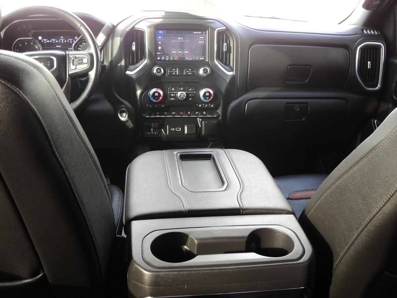 2022 GMC Sierra 1500 Limited AT4 CrewCab 4WD 6.2L8cyl 5'10"Box RoofNav Photo