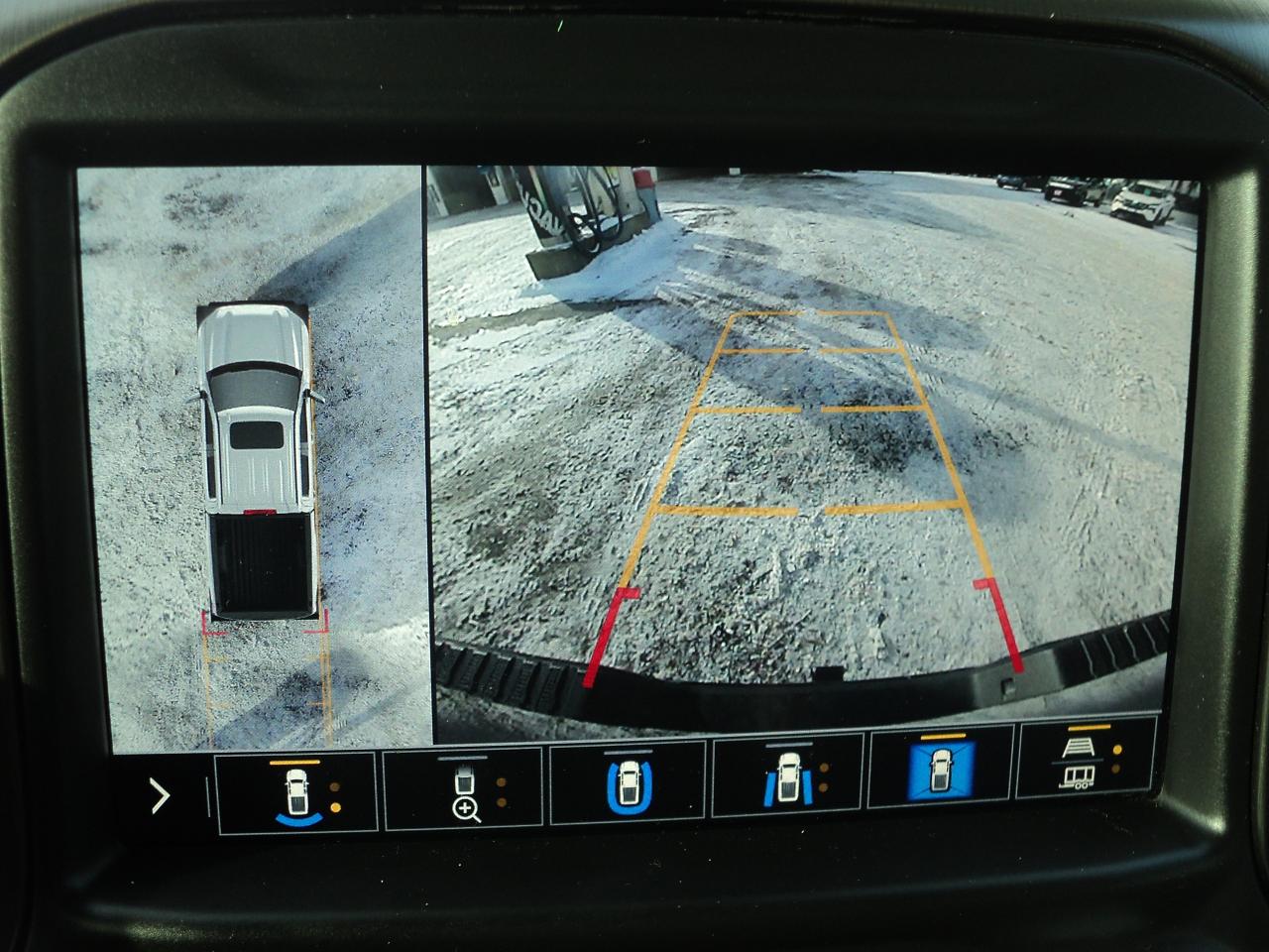 2022 GMC Sierra 1500 Limited AT4 CrewCab 4WD 6.2L8cyl 5'10"Box RoofNav Photo