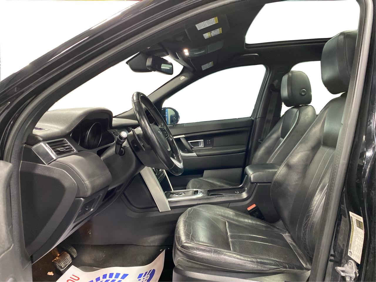 2018 Land Rover Discovery Sport HSE Photo