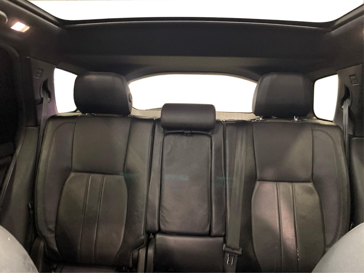 2018 Land Rover Discovery Sport HSE Photo