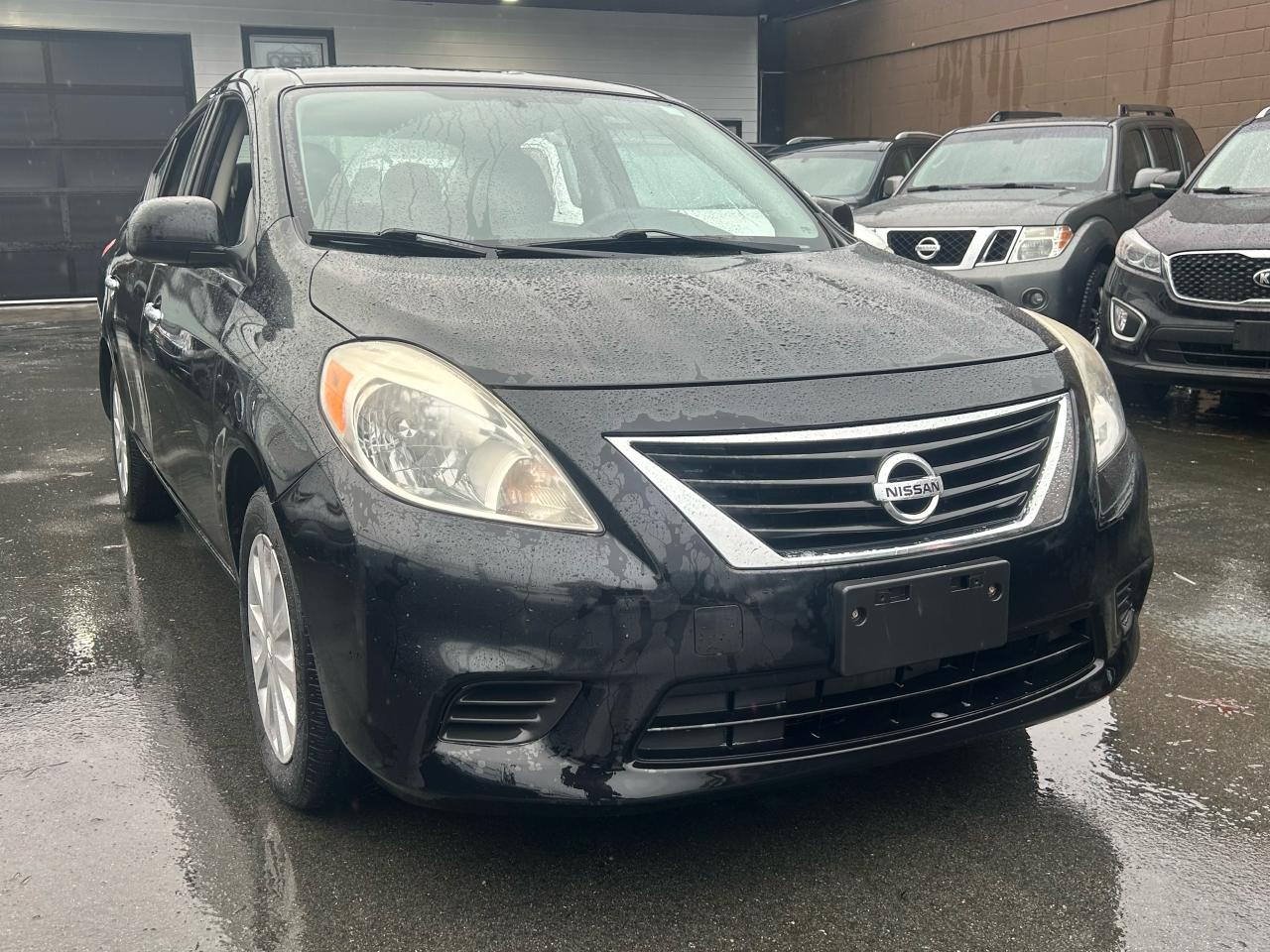 2013 Nissan Versa S - Photo #4