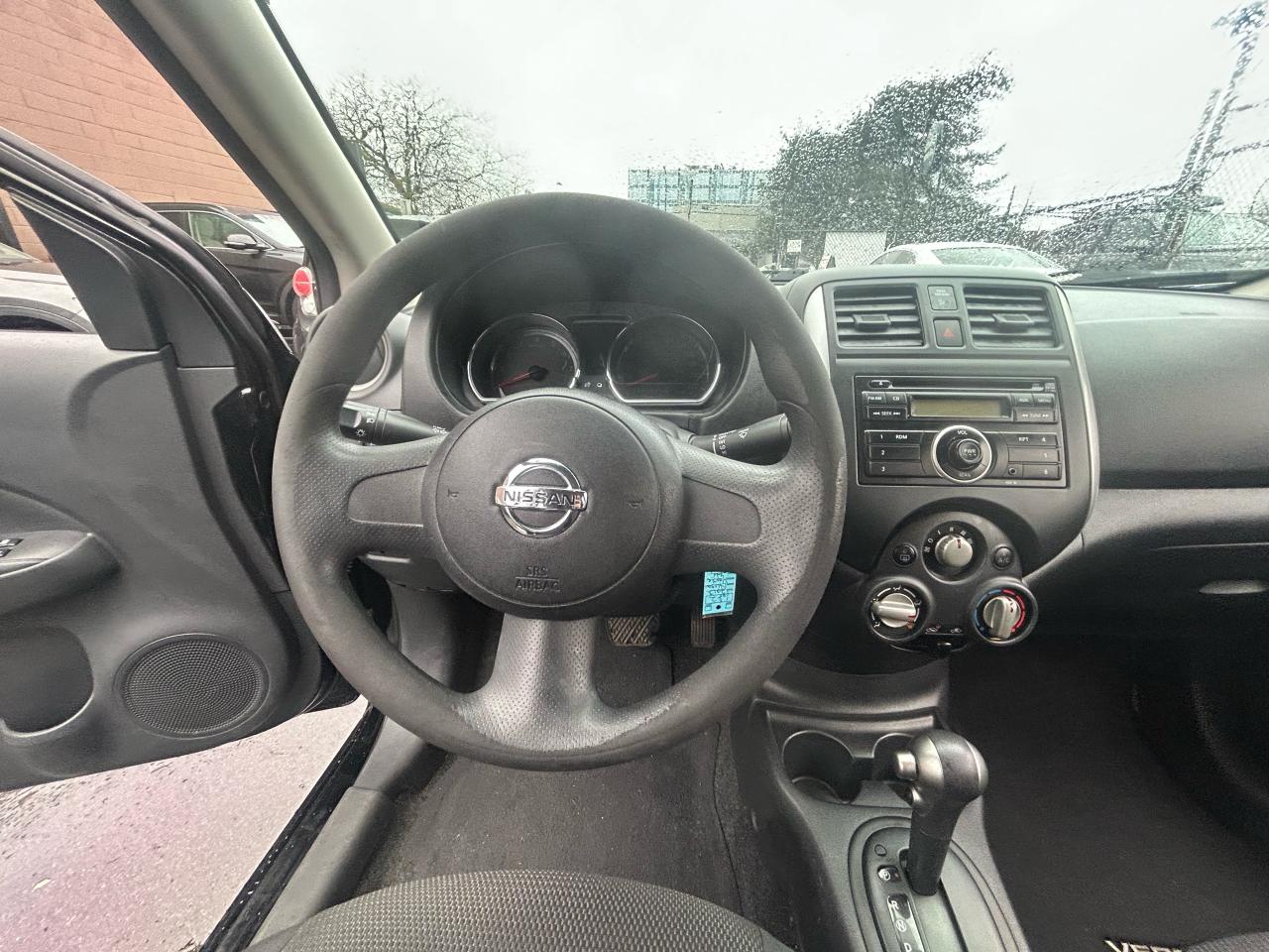 2013 Nissan Versa S - Photo #11